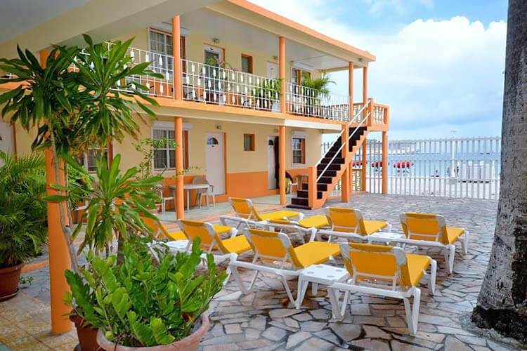  Sea View Beach Hotel Sint Maarten